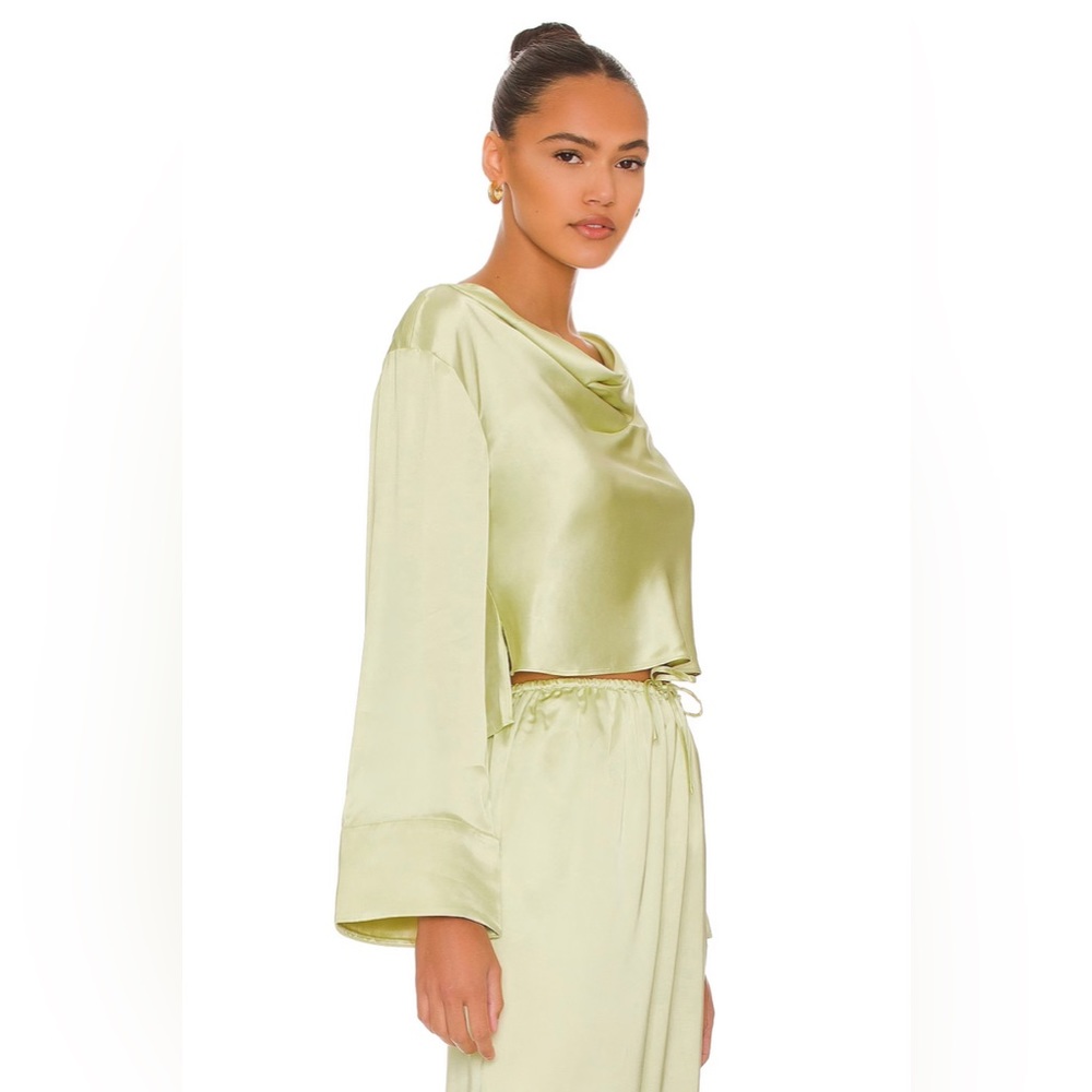 Weekend Stories Wynona Cowl Top Size M - Picture 3 of 5